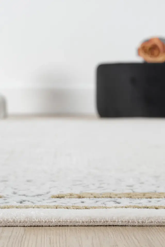 Seyran Halı Ahlat 7051 Gold Akrilik Çerçeveli Dokuma Taban Saçaklı Modern Şık Halı