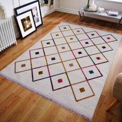 Nakışlı Creem 805