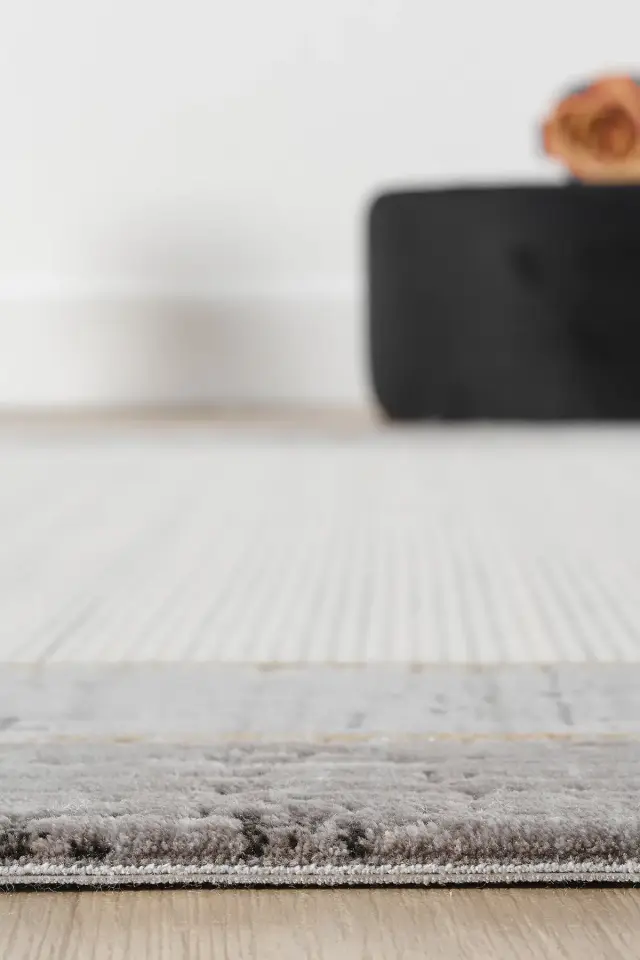 Seyran Halı Ahlat 7053 Gold Akrilik Çerçeveli Dokuma Taban Saçaklı Modern Şık Halı