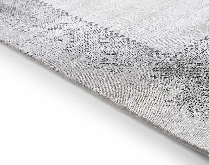 Gümüşsuyu Halı Black & Brown 15463 Su Yeşili Doğal İplik Çerçeveli Dokuma Taban Halı