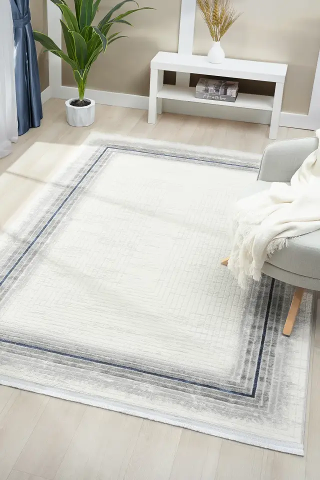 Seyran Halı Asya 530 Mavi Akrilik Çerçeveli Dokuma Taban Saçaklı Modern Şık Halı