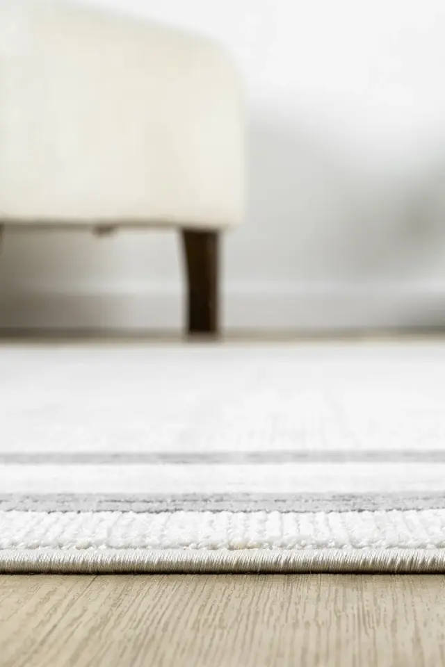 Seyran Halı Vista 5113 Antrasit Akrilik Çerçeveli Yüksek Kaliteli Yumuşak Dokulu Şık Halı