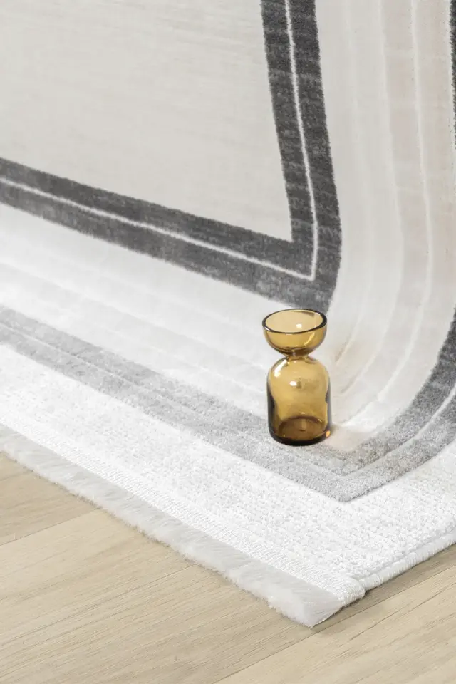 Seyran Halı Vista 5113 Antrasit Akrilik Çerçeveli Yüksek Kaliteli Yumuşak Dokulu Şık Halı