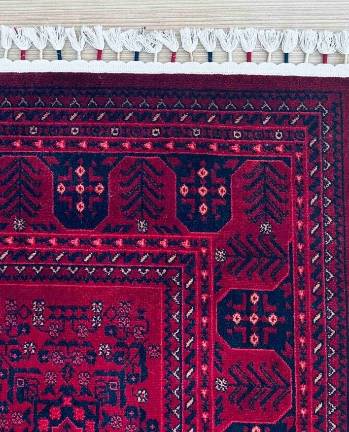 Pierre Cardin Halı History HY10A Kırmızı Etnik Desen Zelanda Yünü Ile Dokunan Tezgah Halı