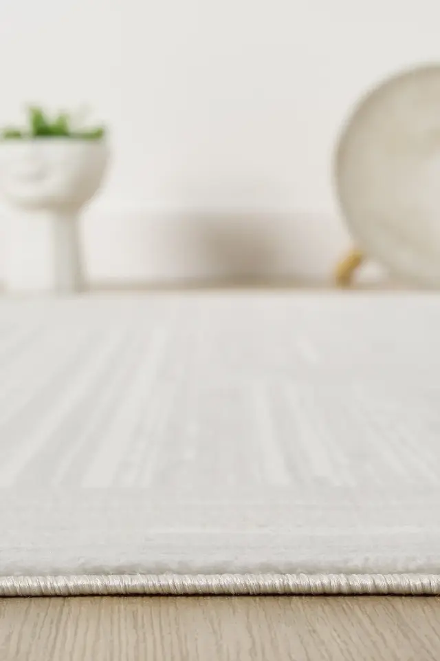 Seyran Halı Gusto 902 Beyaz Polyester Dokuma Taban Saçaklı Modern Halı