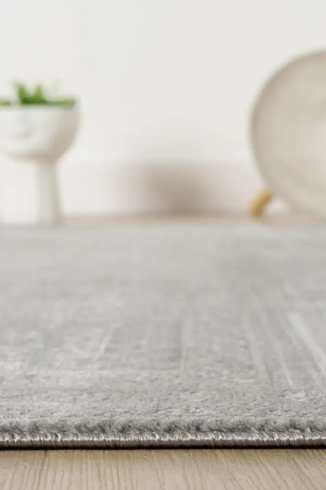 Seyran Halı Gusto 907 Gri Polyester Çerçeveli Dokuma Taban Saçaklı Modern Halı