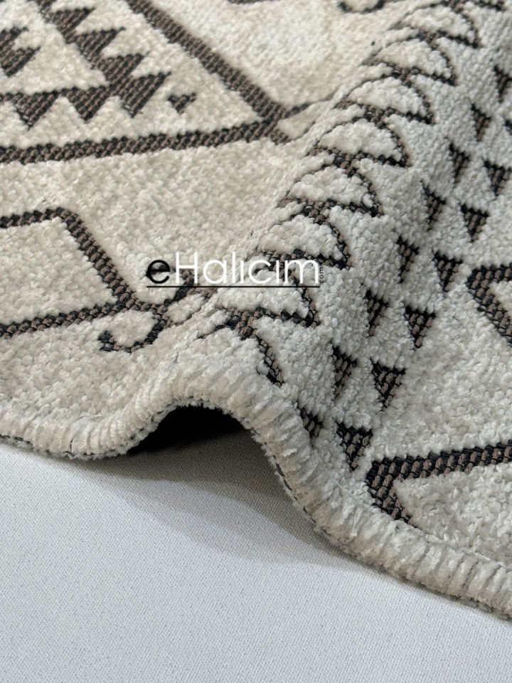 Luxess Halı Cool 405 Krem Pamuk Şönil Polyester Modern Yumuşak Dokulu Kilim